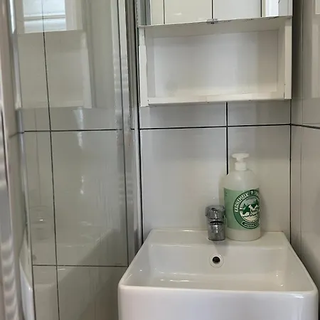Apartment Studio Popincourt 11eme *